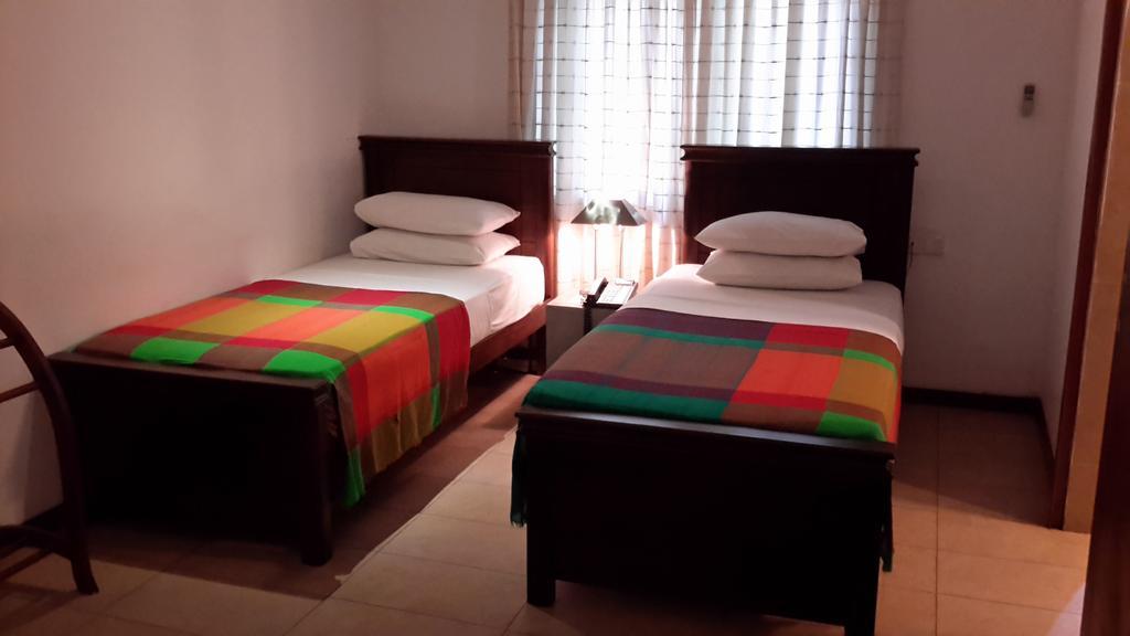 Lodge 19 Negombo Dış mekan fotoğraf